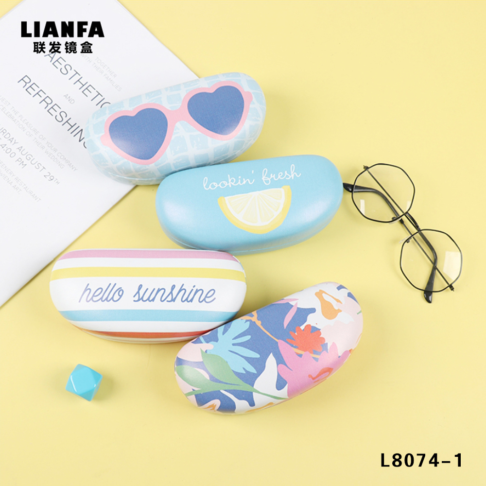 A large - capacity glasses case with summer - style fresh and lovely patterns