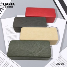 Large square glasses case Large square glasses case