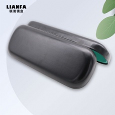 A black, simple and portable glasses case