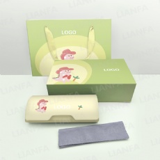 Cartoon customized glasses case set