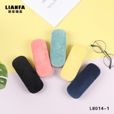 Plush solid-color glasses case Plush solid-color glasses case